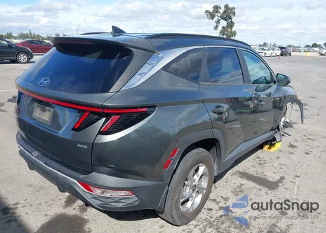 2022 Hyundai Tucson Sel z USA, uszkodzony, nr VIN 5NMJBCAE9NH040207